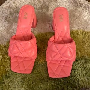 Quilted Block Heel Sandals 💖